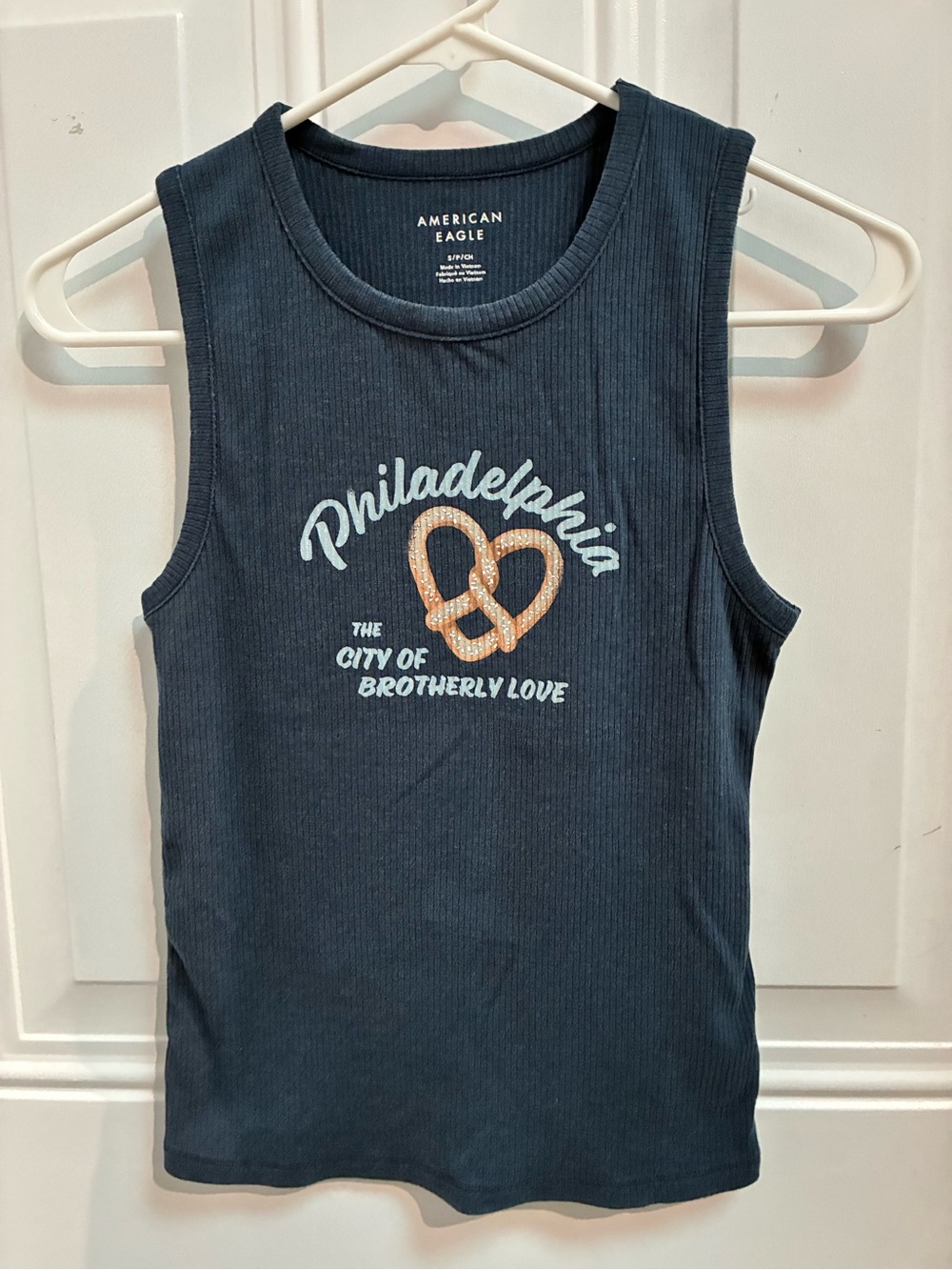 AE Boyfriend Logo Graphic Muscle
Tank Top